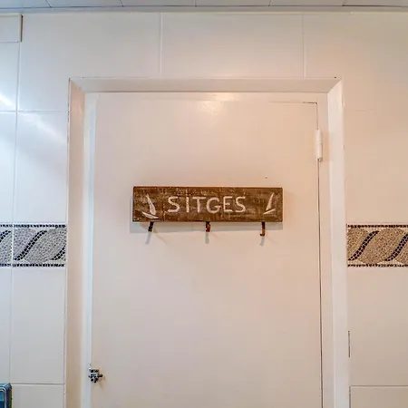 The Holi By Hello Homes *