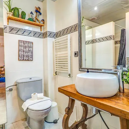 The Holi By Hello Homes *